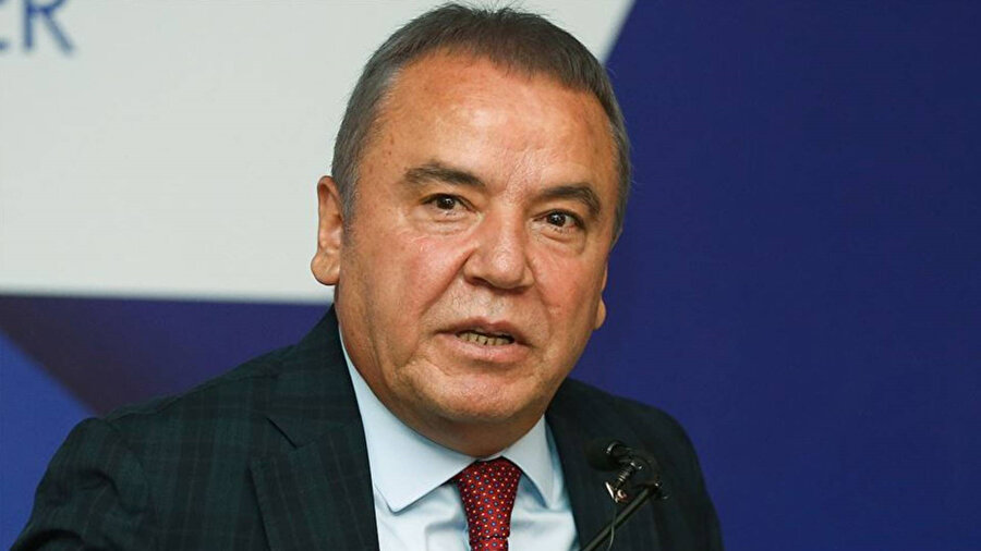 Tutuklu bulunan Antalya Büyükşehir Belediye Başkanı Muhittin Böcek