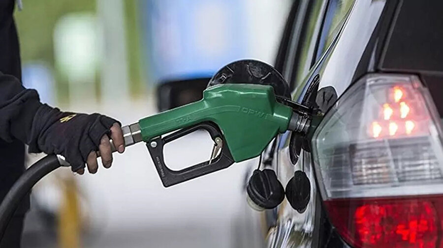 Akaryakıta zam mı geliyor? Motorin zammı sonrası şimdi de benzine ZAM! İşte 30 Ekim 2025 güncel İstanbul, Ankara, İzmir benzin, motorin ve LPG fiyatları...