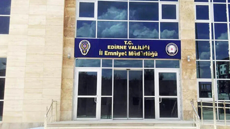 Edirne'de 8 yıldır hapis cezasyıla aranan sürücü tırda yakalandı