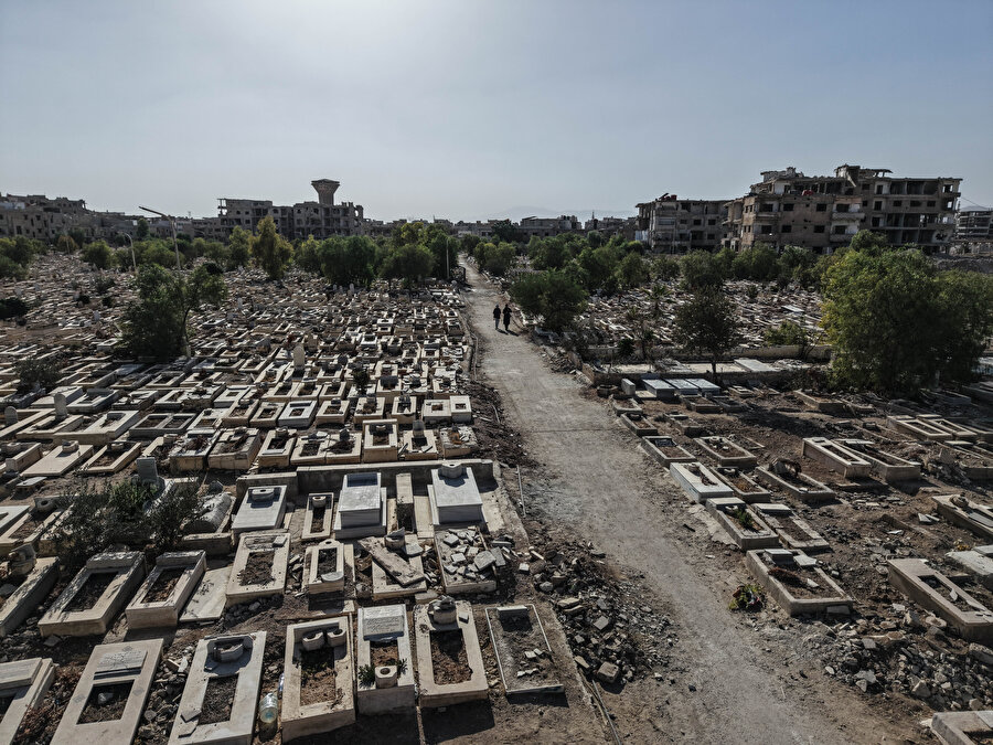 Savaşın izleri Yermuk'ta hâlâ taze...