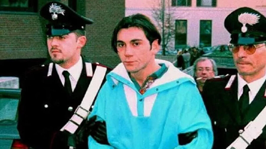 1998’de ailesini öldüren Elia Del Grande izini kaybettirdi.