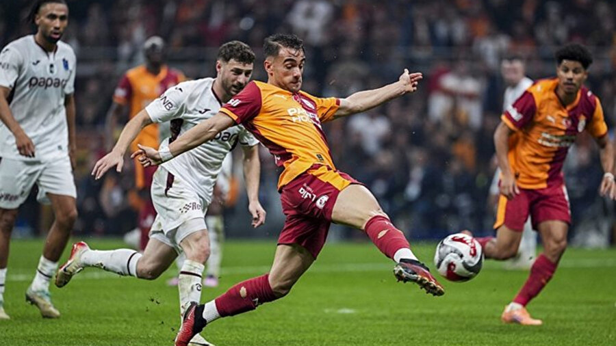 Galatasaray - Trabzonspor derbisinde Penaltı beklenen pozisyonlarda kararlar doğru mu? Eski hakemler yorumladı