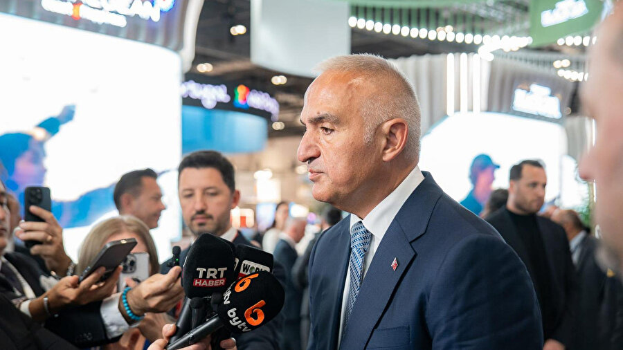 Bakan Ersoy WTM Londra'dan duyurdu: 64 milyar dolara koşuyoruz