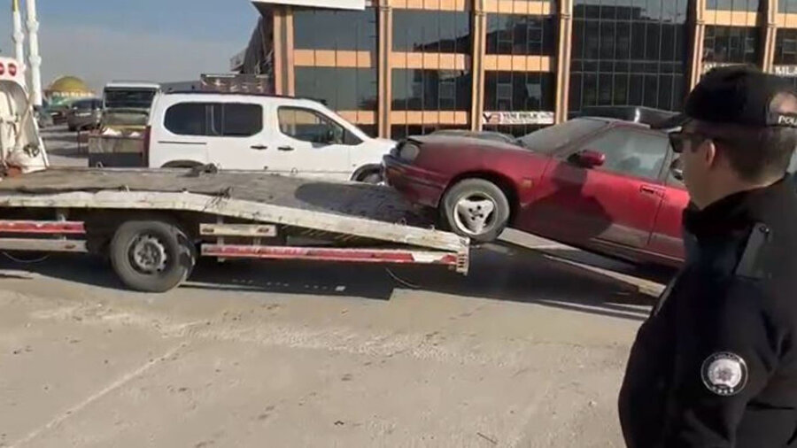 Ankara’da hurda araç temizliği; 13 araç trafikten men edildi