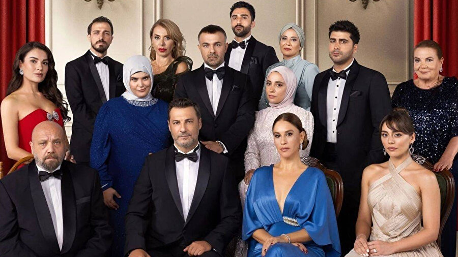 Kızılcık Şerbeti'ne 4 yeni oyuncu: Sıla Türkoğlu'nun yerine yıldız isim geliyor