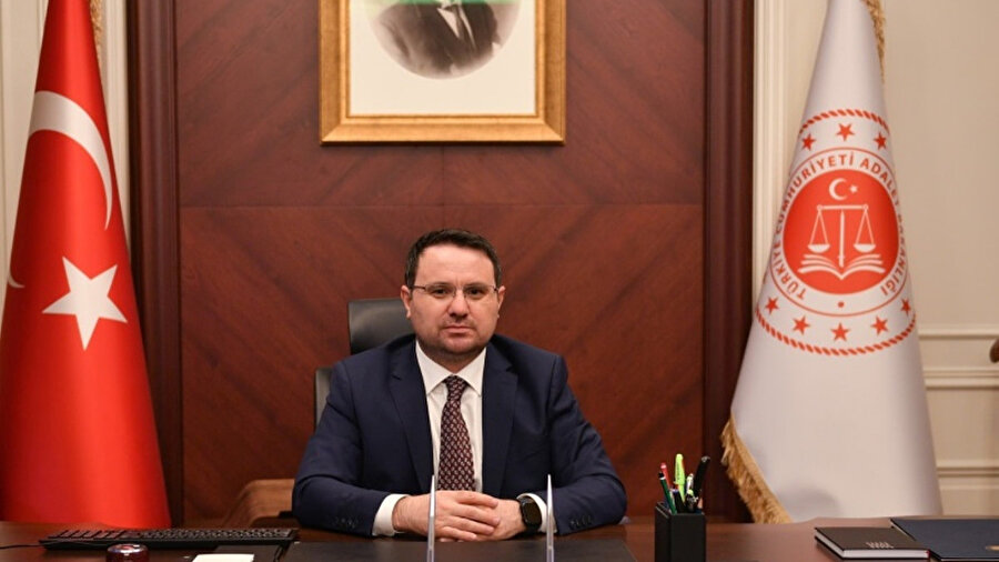 İstanbul Cumhuriyet Başsavcısı Akın Gürlek, Özgür Özel'e tazminat davası açtı