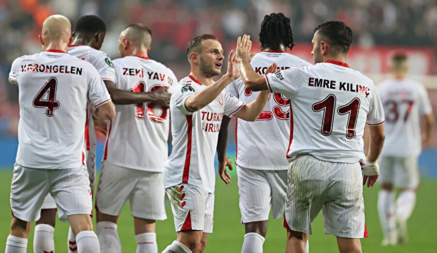 Dünya basını Samsunspor'u konuşuyor: Samsunspor yenilgisiz yükselişini sürdürüyor