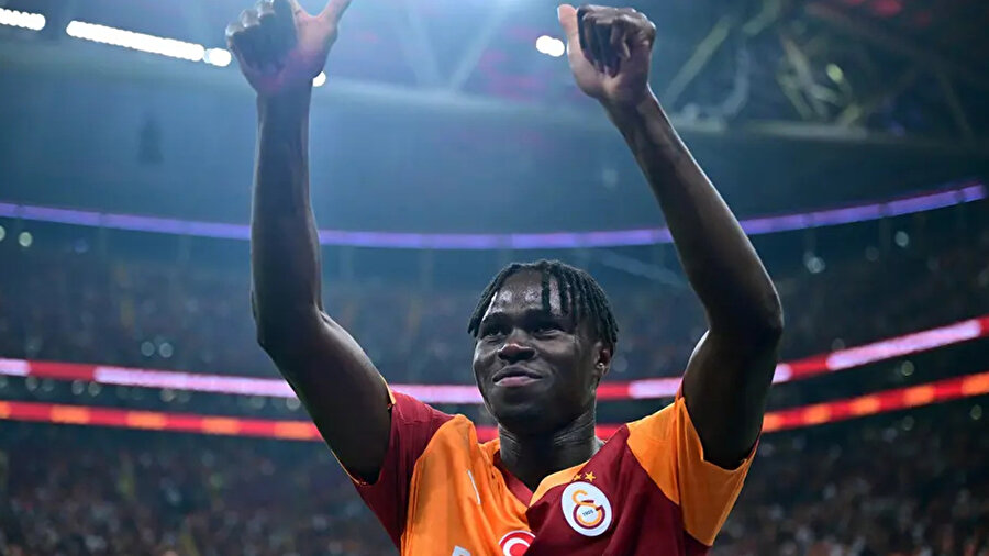 İngiltere'den izlemeye geldiler: Singo'ya Premier Lig'den sürpriz talip