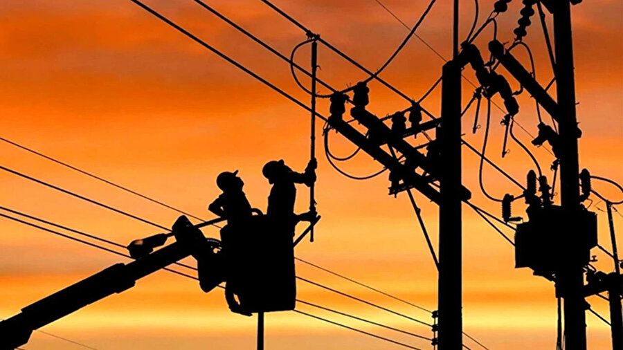 Yarın İstanbul'da elektrik kesintisi mi var? 11 Kasım İstanbul büyük elektrik kesintisi listesi açıklandı: İşte 11 Kasım İstanbul'da elektrik kesintisi yaşanacak ilçeler