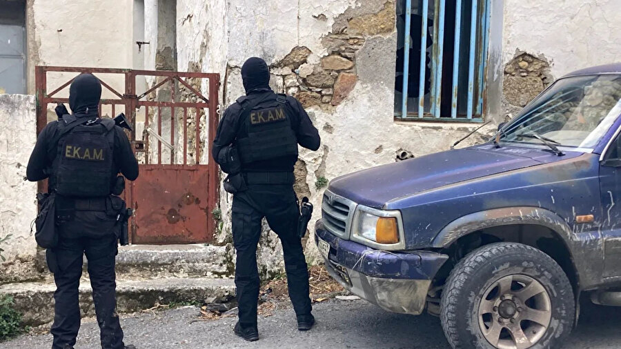 Girit’in Vorizia köyü, uzun süredir devam eden aileler arası kan davasıyla sarsıldı.