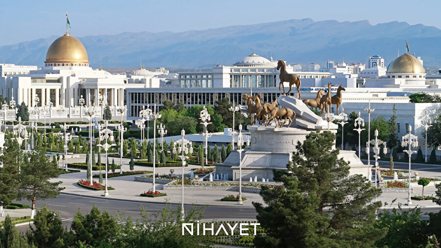 Türkmenistan'daki en tuhaf hasaklar!