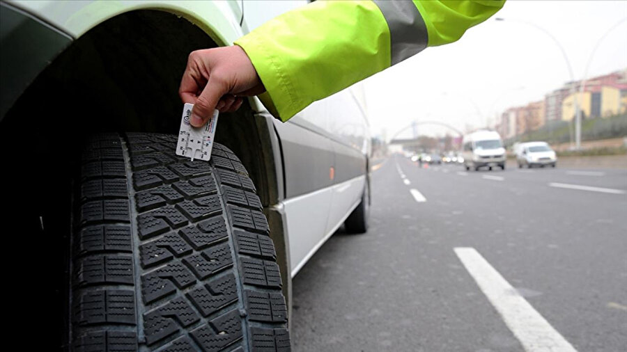 KIŞ LASTİĞİ ZORUNLU MU, NE ZAMAN BAŞLIYOR? 2025 Tarihleri Değişti! Özel Araç Sahipleri ve Ticari Araçlar Dikkat...