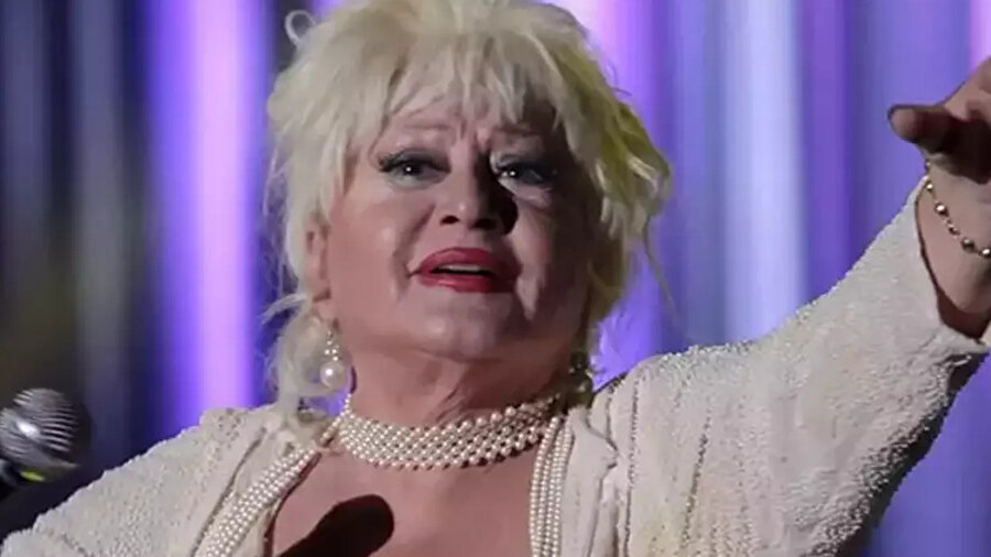 Ünlü şarkıcı Muazzez Abacı hayatını kaybetti: 78'inci doğum günüydü