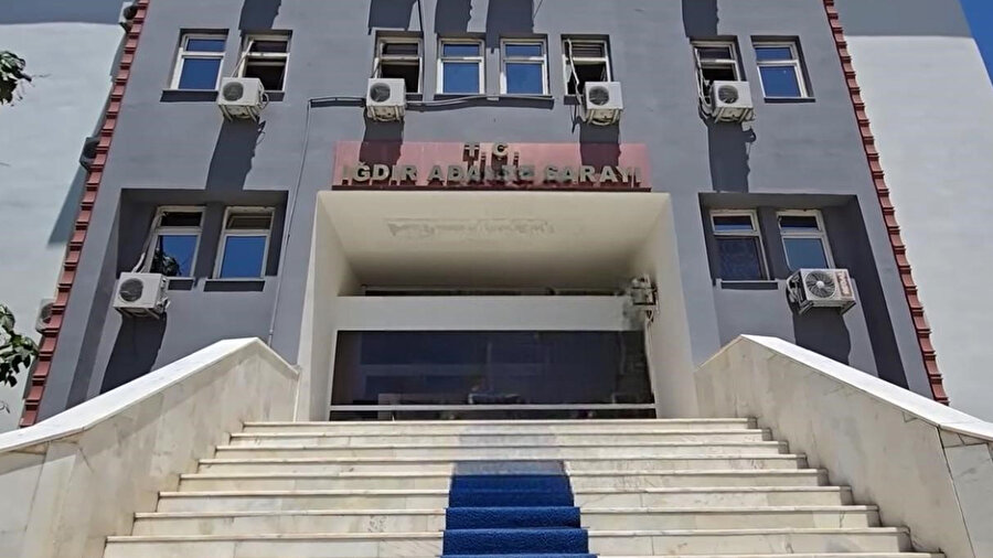 Iğdır’da &quot;rüşvet&quot; soruşturmasında iki avukat gözaltına alındı