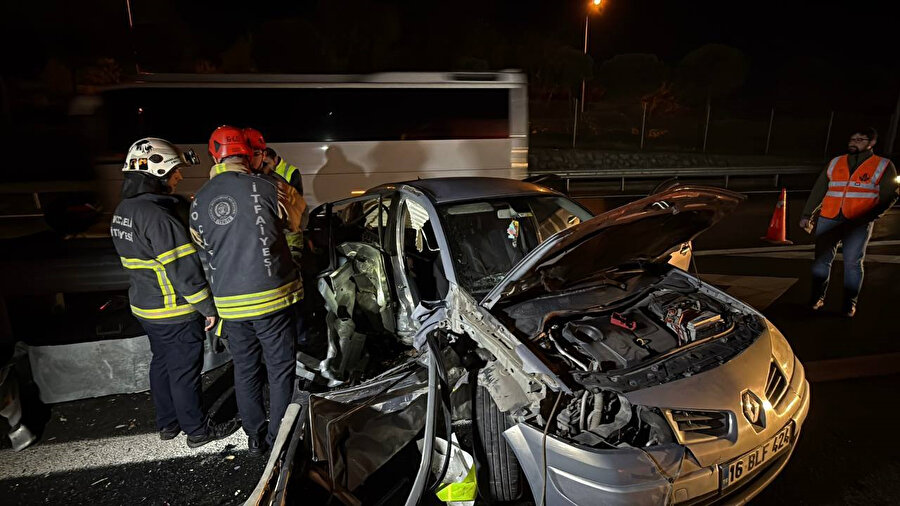 ​Kocaeli Gebze’de üç araçlı kaza: 6 kişi yaralandı