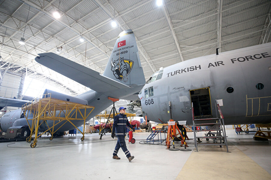 Türkiye'deki askeri uçakların bakımı nasıl yapılıyor? ​
