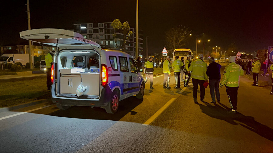 Bolu'da işçileri taşıyan üç midibüs çarpıştı: 11 yaralı