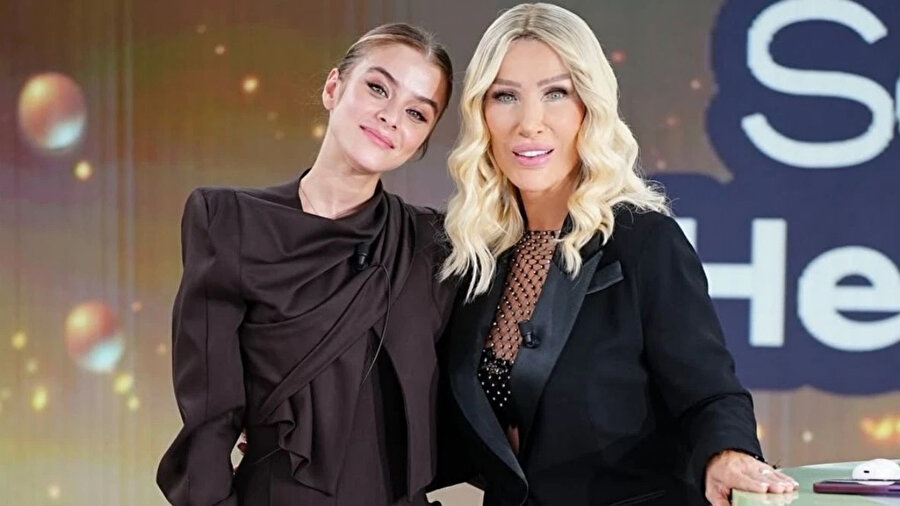 Seda Sayan müstakbel gelini İlayda Alişan'ı konuk etti