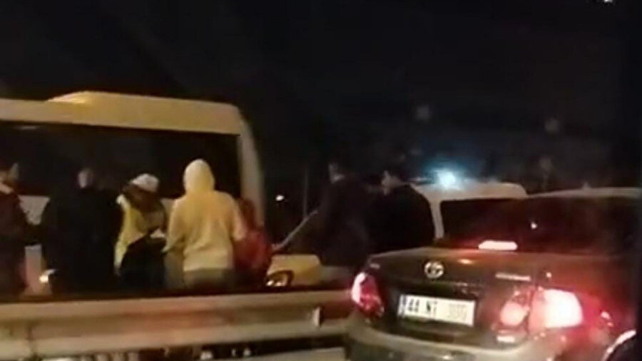 Malatya’da zincirleme trafik kazası: İki yaralı