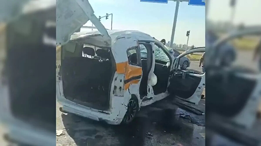 ​Diyarbakır’da feci kaza: 2 araç birbirine girdi, ölü ve yaralılar var