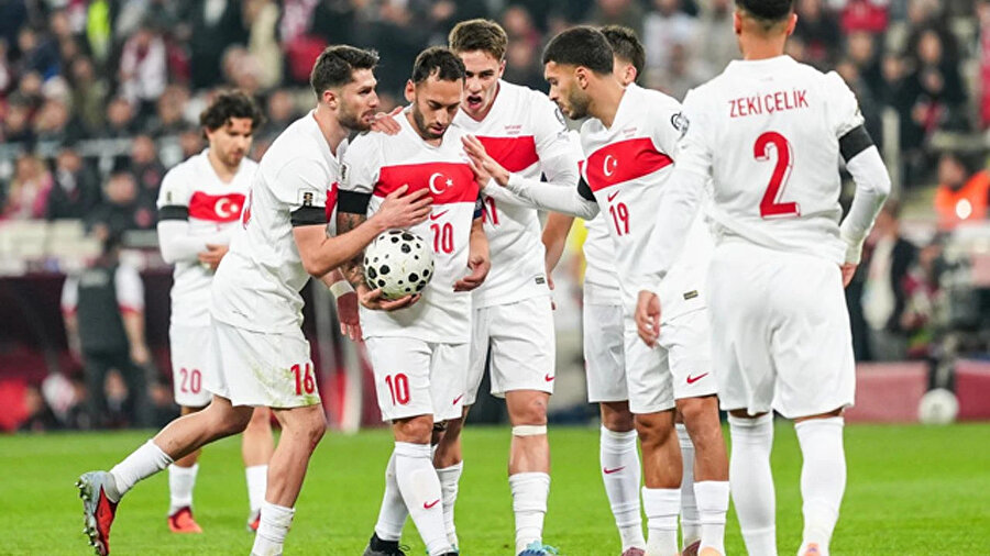 2026 Dünya Kupası play-off kura çekimi başladı: Türkiye'nin rakibi kim olacak, kura hangi kanalda?