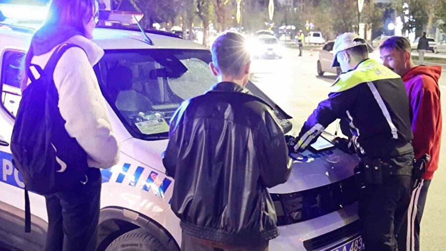 ​Aksaray’da 15 yaşındaki çocuk sürücü polisten kaçamadı