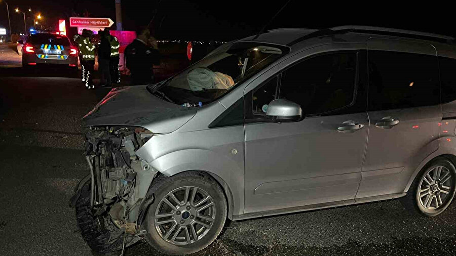 Karaman’da kavşakta çarpışma: İkisi çocuk 4 kişi yaralandı