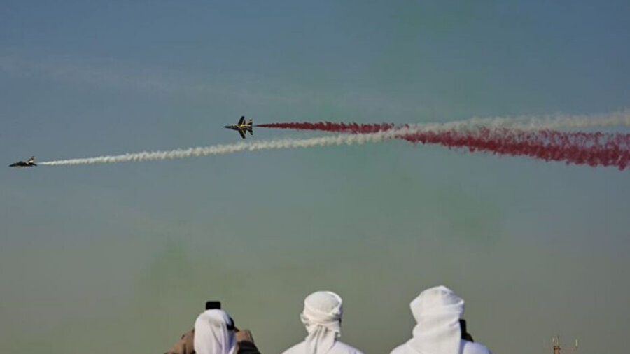 Hindistan’a ait savaş uçağı Dubai Airshow’da düştü