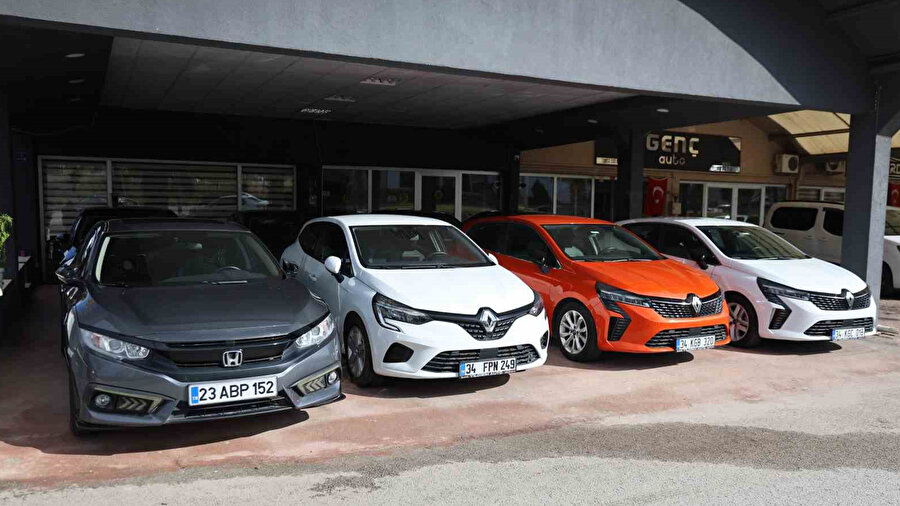 Araba ne zaman alınır? Araç alımında en uygun tarihleri galericiler başkanı anlattı: Yıl sonu indirimleri başladı, iki aya dikkat!