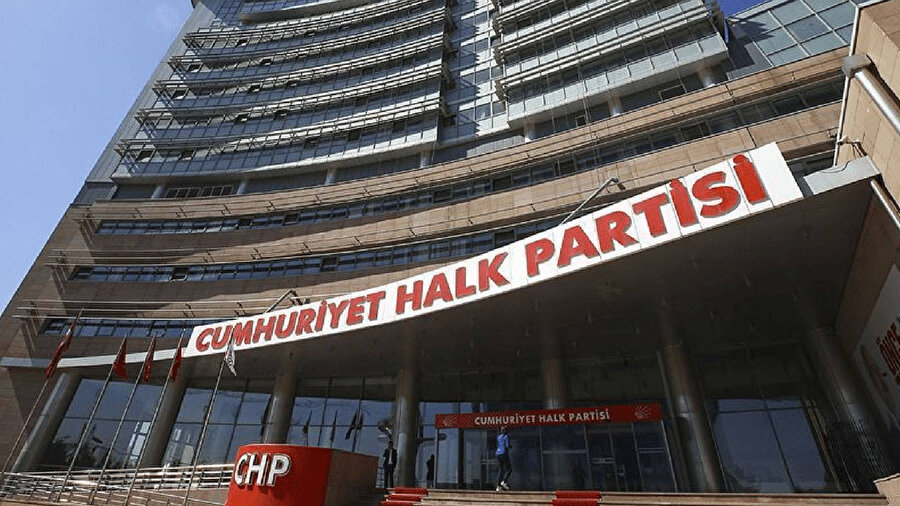 CHP İstanbul Kongresi davası ertelendi.