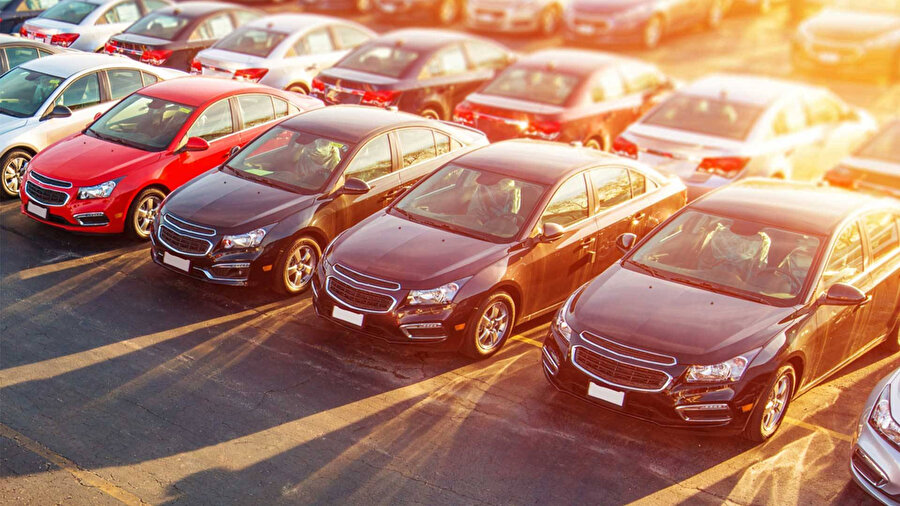 Operasyonel araç kiralama sektörünün aktif büyüklüğü 315 milyar liraya yaklaştı.