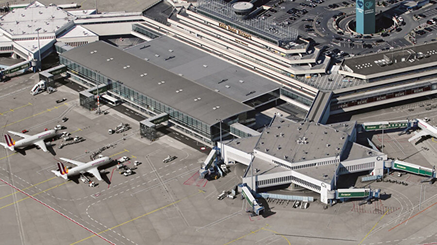 Köln Bonn Havalimanı