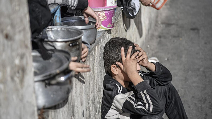 Gazze'de iki yılda yardım dağıtım bölgelerindeki binlerce Filistinli öldürüldü