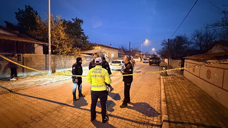 ​Erzincan’da baba ve oğlu ölü bulundu