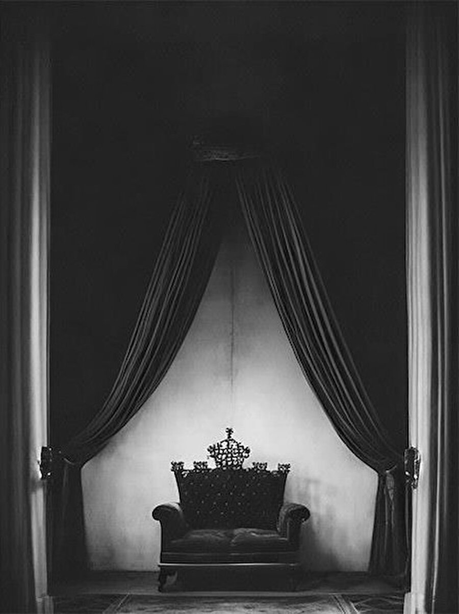 “Triarchy” - Can Akgümüş