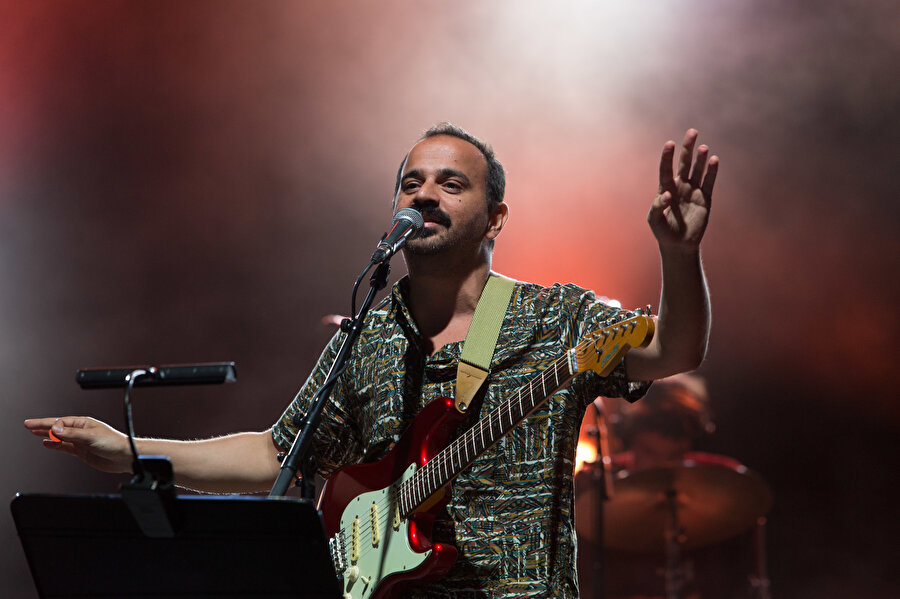 Monsieur Minimal İstanbul konseri öncesi müziğini ve kültürel ilhamlarını anlatıyor