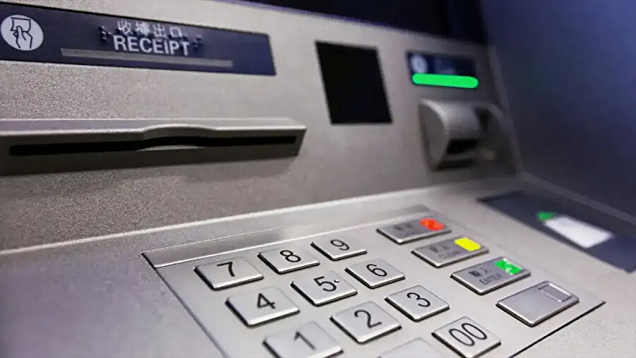 ATM'den para çekerken dikkat: Bedava sandığınız işlem ücretli çıkabilir