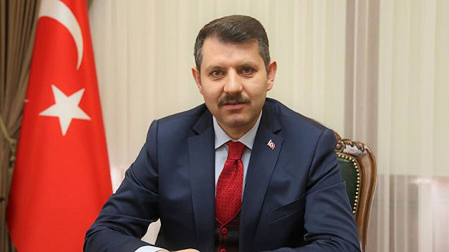 Milli Savunma Bakan Yardımcılığına Salih Ayhan atandı.