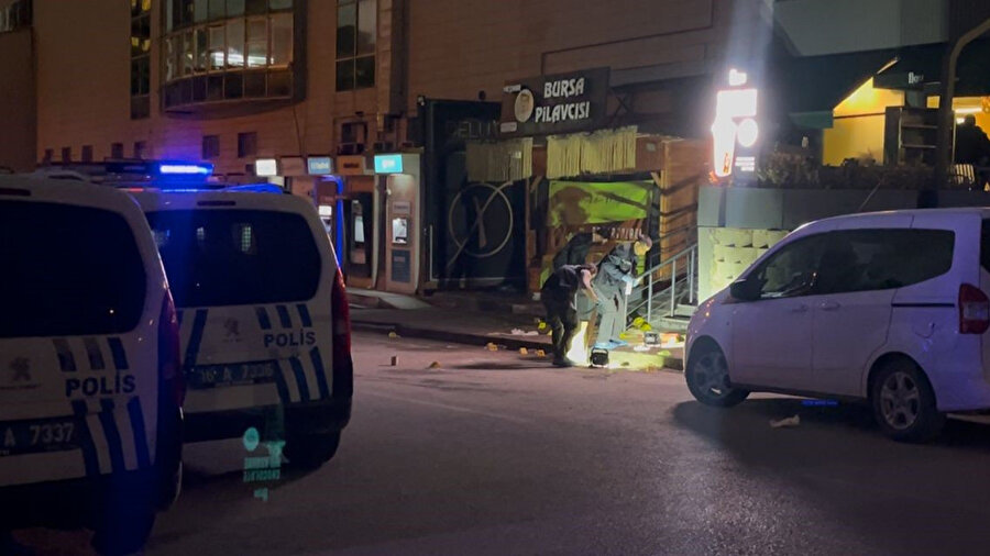 Bursa'da kafeye silahlı baskın: Servis açılmayınca 10 kişiyle geri dönüp dehşet saçtılar