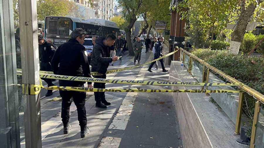 ​Eşini rahatsız eden adama tuzak kurdu: Ayağından kurşunladı