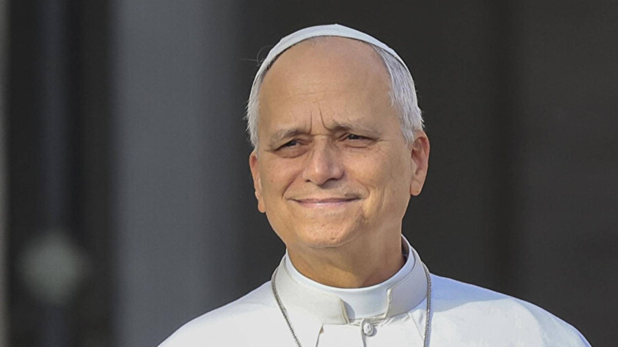 Katoliklerin ruhani lideri Papa 14. Leo