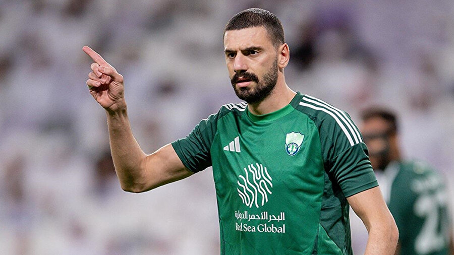 Fenerbahçe'nin radarındaydı: Merih Demiral imzayı attı