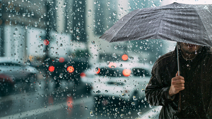 AKOM duyurdu: İstanbul’da hafta sonuna dikkat! Sıcaklıklar bir gecede 10 dereceye geriliyor