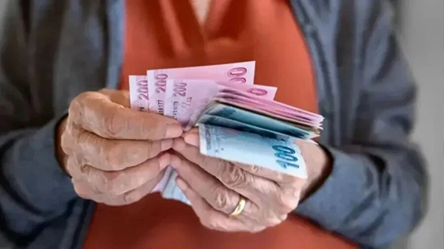 Emeklinin 2026 Ocak zammı netleşiyor: En düşük maaş senaryosu...