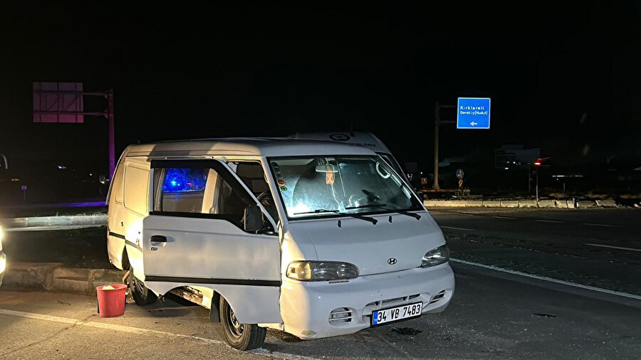 Edirne’de kaçak göçmen operasyonu: 20 kişi yakalandı, iki şüpheli gözaltında