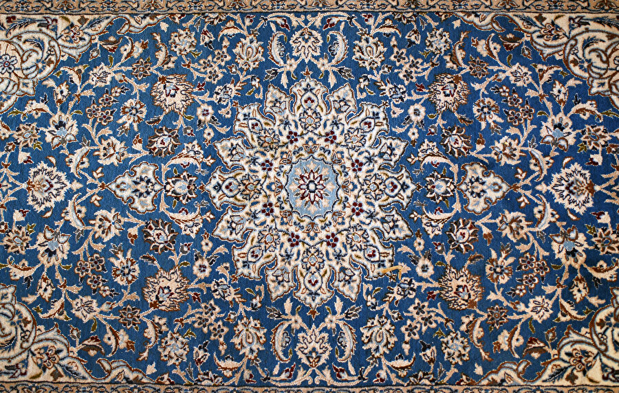 : Şehri adımlamaya nereden başlanabilir, sorusu burada hükümsüz: Tebriz’in sembolü Kapalı Çarşı’ya dalıp gitmek şart.