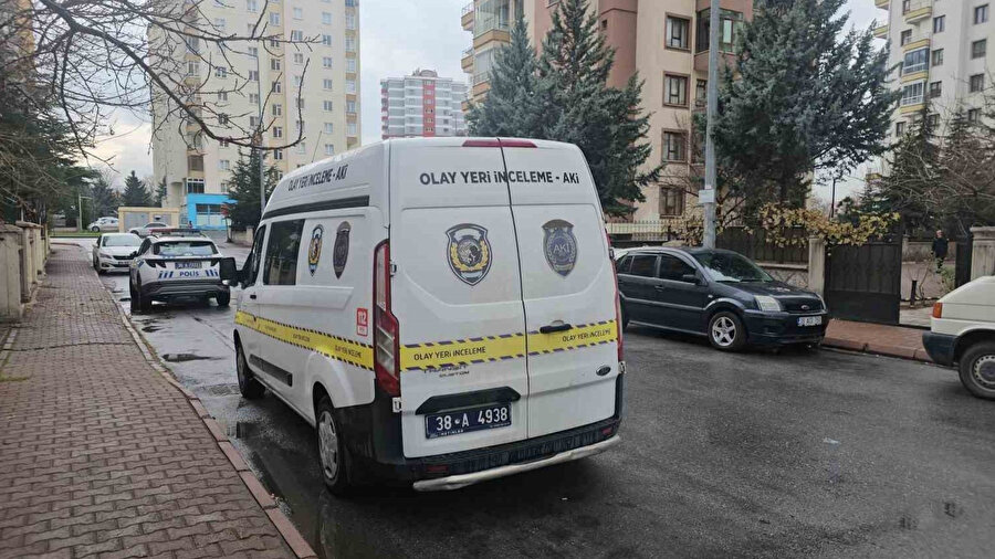 Kendi karısını öldürmeye geldi, görevlinin karısını öldürdü