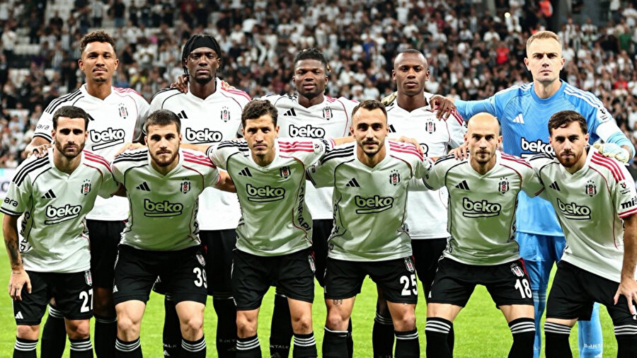 Beşiktaş'ta yaprak dökümü: Jurasek'in bileti kesildi