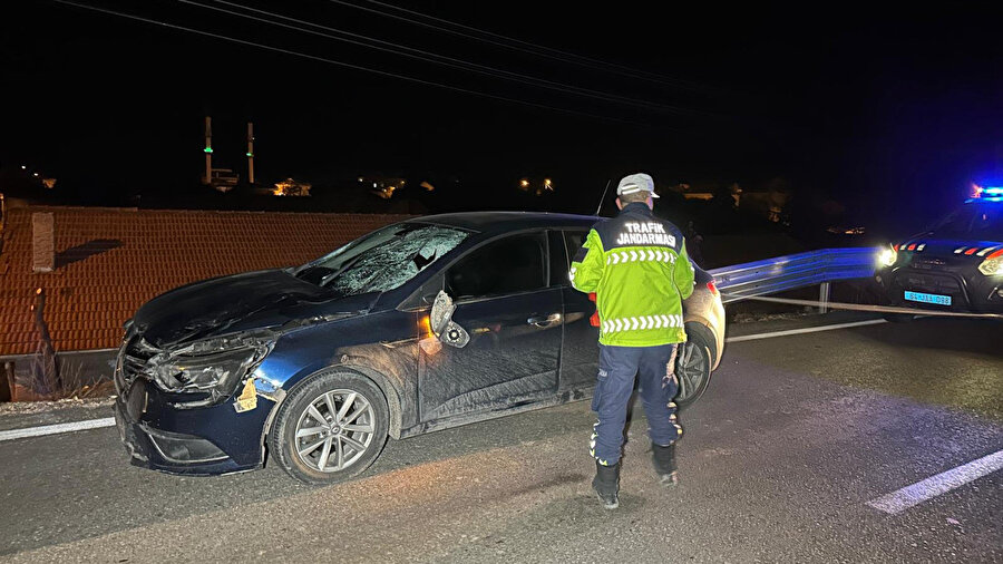 Uşak'ta katliam gibi kaza: Yolun karşısına geçmeye çalışan üç kişi hayatını kaybetti