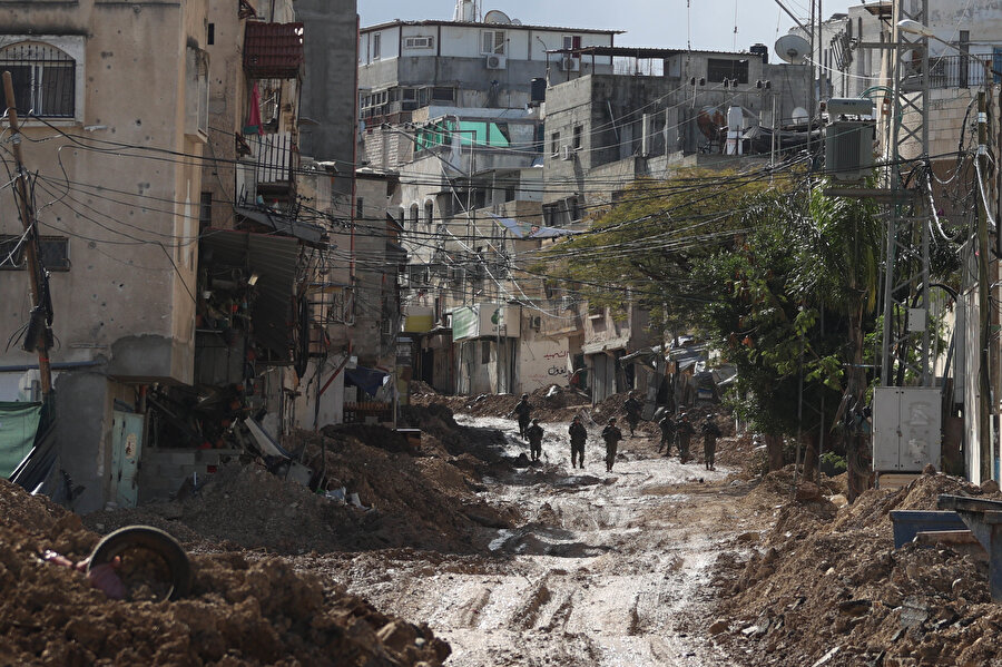 İsrail’in 8 Ekim 2023'ten beri devam eden Gazze'deki soykırımı sırasında işgal altındaki Batı Şeria’da Filistinlilere yönelik saldırıları endişe verici bir artış gösterdi.